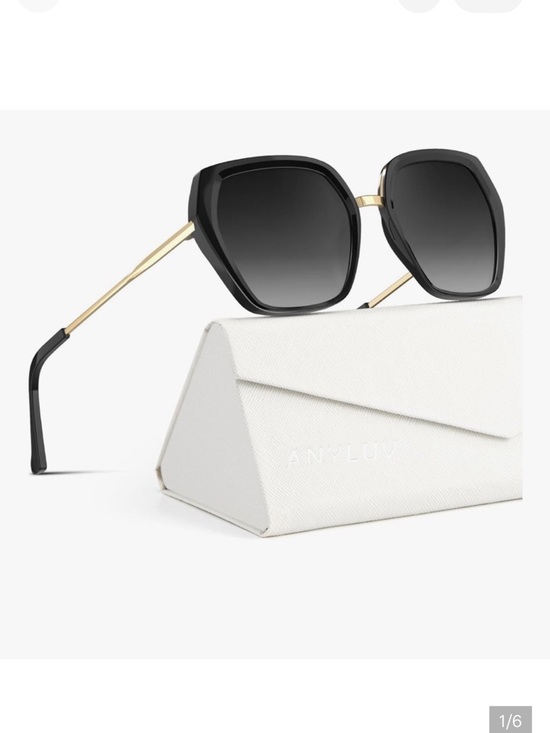 Accessories - 🆕 Black & Gold Oversized Square Women's Sunglasses